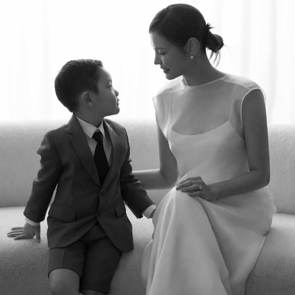 日本で暮らす女優ク・ジェイ、第2子妊娠を報告!長男が育児練習をする姿も「秋になれば会える」