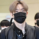 【PHOTO】THE BOYZ、海外スケジュールを終えて韓国に到着…個性溢れるスタイル