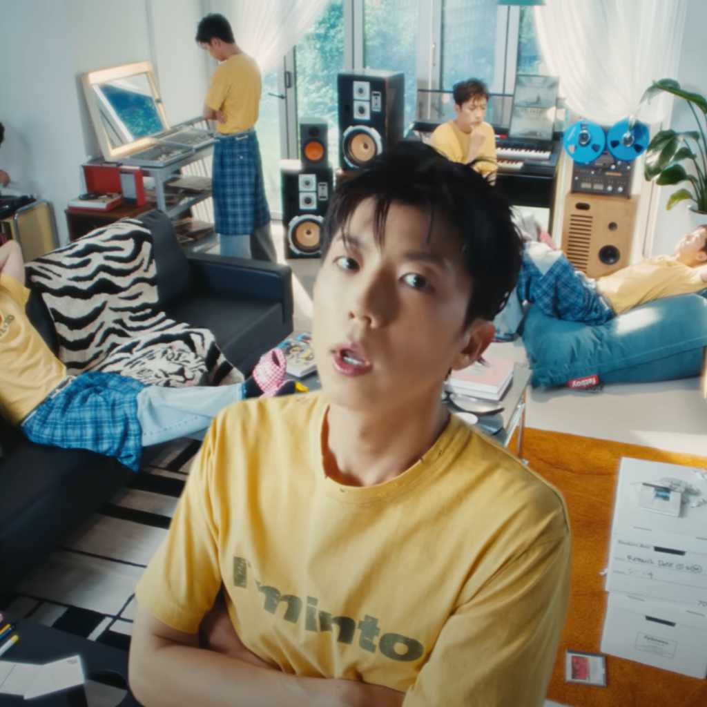 2PM ウヨン、タイトル曲「Think Too Much」MV公開…独自のグルーヴ&世界観でファン魅了