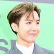 BTS（防弾少年団）のJ-HOPE、ファンたちがマスク1,640個を寄付…心温まる行動にファンコミュニティで感謝