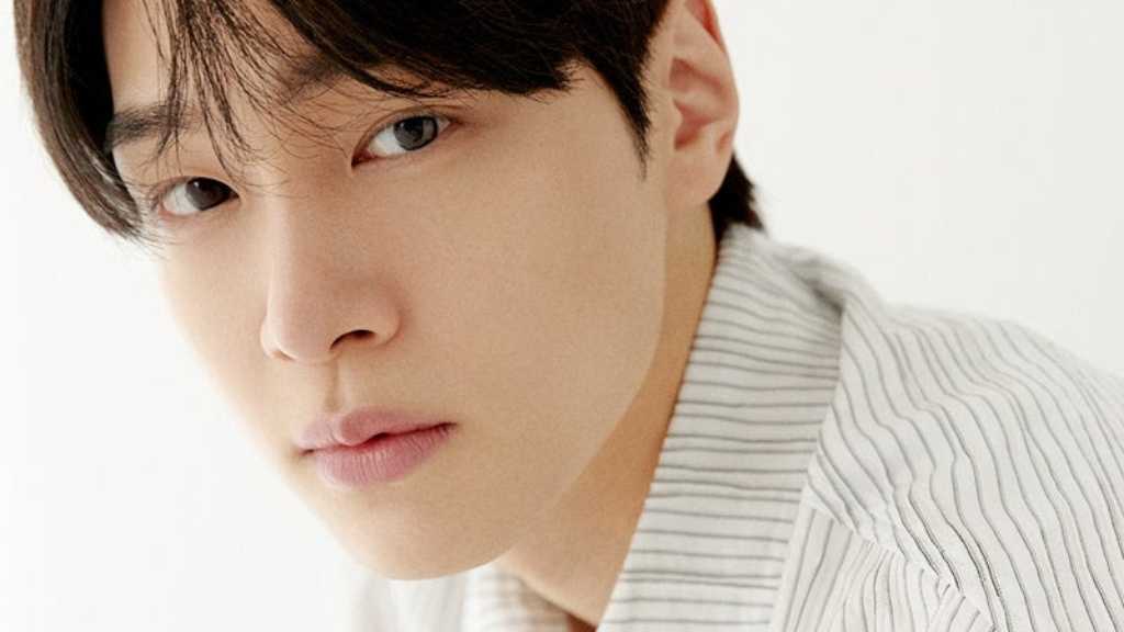 「いつかは賢いレジデント生活」で大ブレイク!カン・ユソク、初の来日ファンミが決定…2026年2月に東京で開催