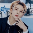Stray Kids ヒョンジン、トロイ・シヴァンとコラボ!ヒット曲「Rush」リミックスバージョンに参加