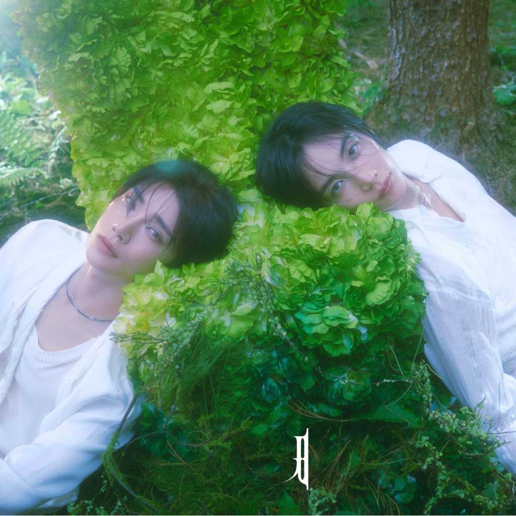 SEVENTEEN ジョンハン&ジョシュア、タイトル曲「12 o'clock」MV公開!新たな挑戦やお互いの長所を語る