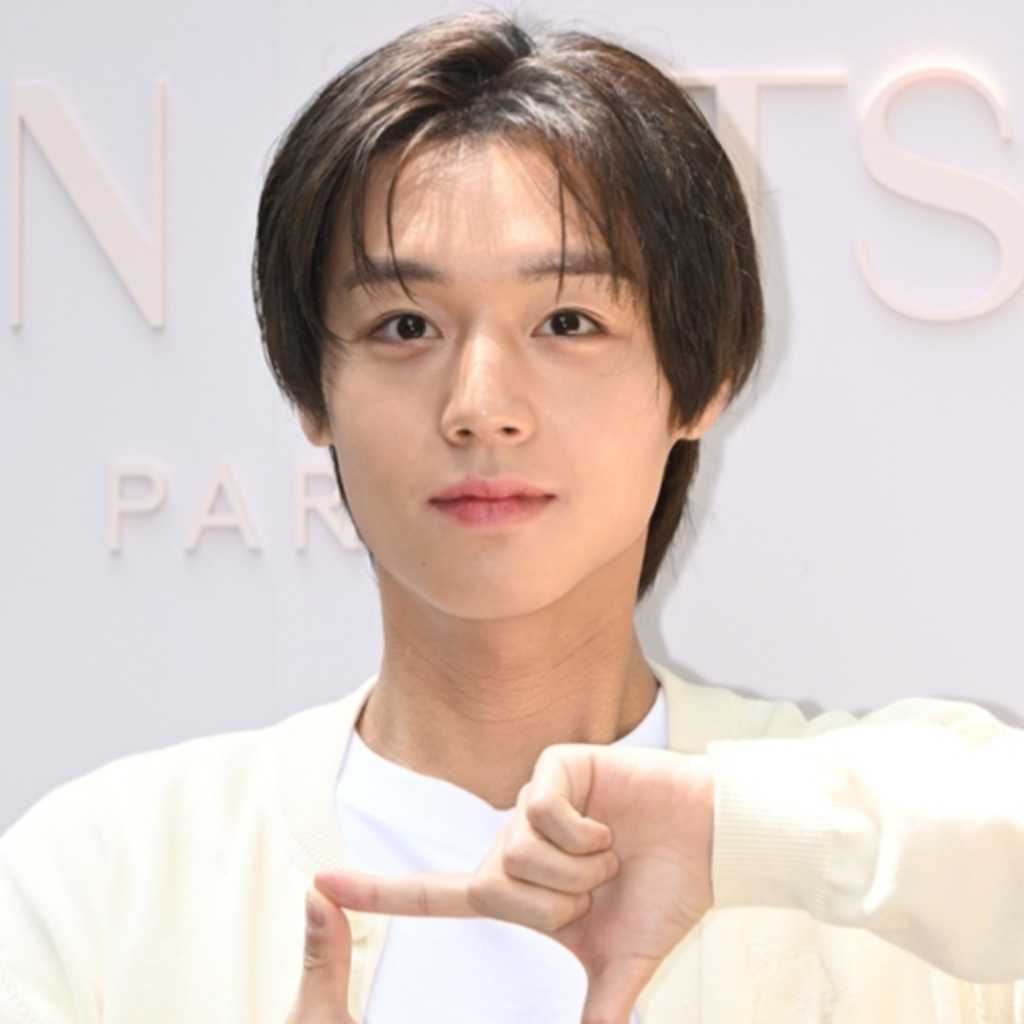 【PHOTO】Wanna One出身パク・ジフン＆イ・ジュニョン、ブランド「Maison Kitsune」のイベントに参加（動画あり）
