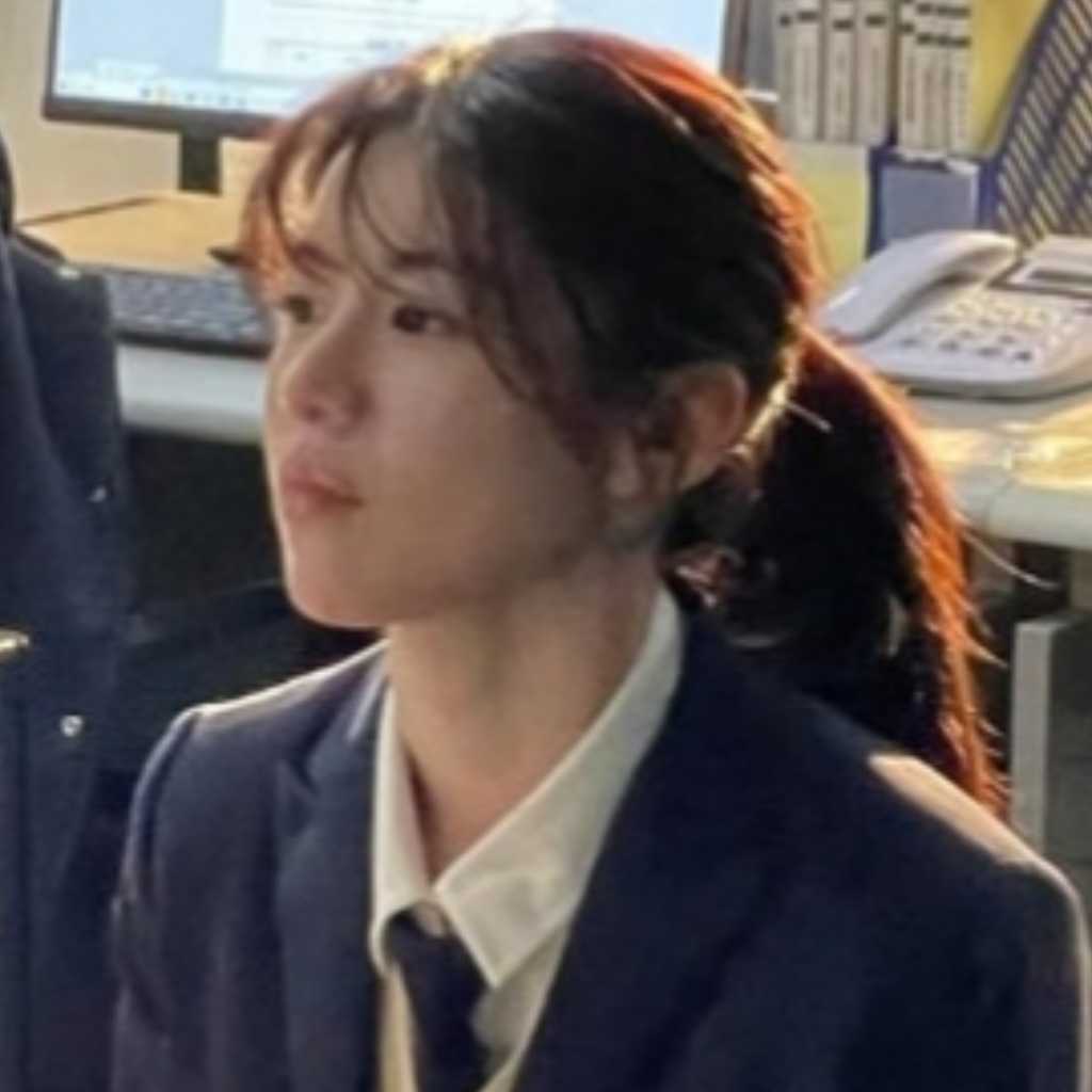 コ・ユンジョン、キュートな制服姿！撮影現場での写真を公開
