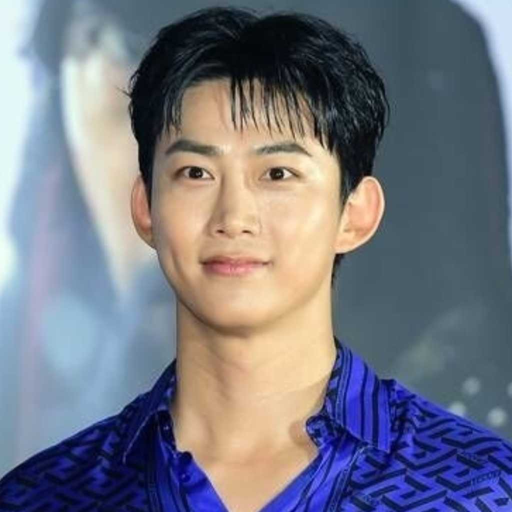 2PM テギョン、現在も成長中！？告白に共演者も驚き「最近の健康診断で187cmだった」（動画あり）