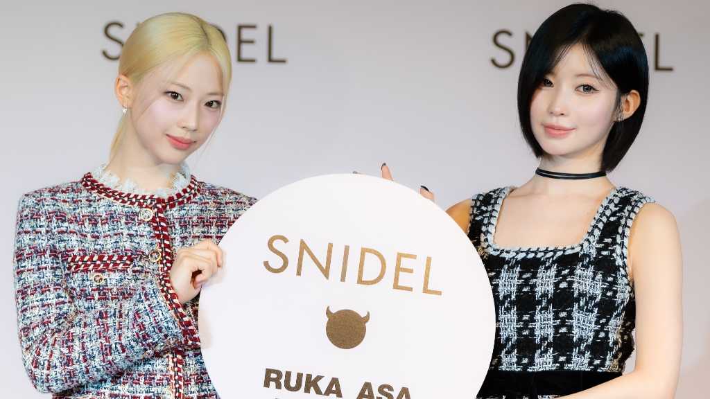 【REPORT】BABYMONSTERのRUKA＆ASA、ブランド「SNIDEL」のアンバサダーに就任！ファッションのこだわり＆ツアー後の“ご褒美”を明かす
