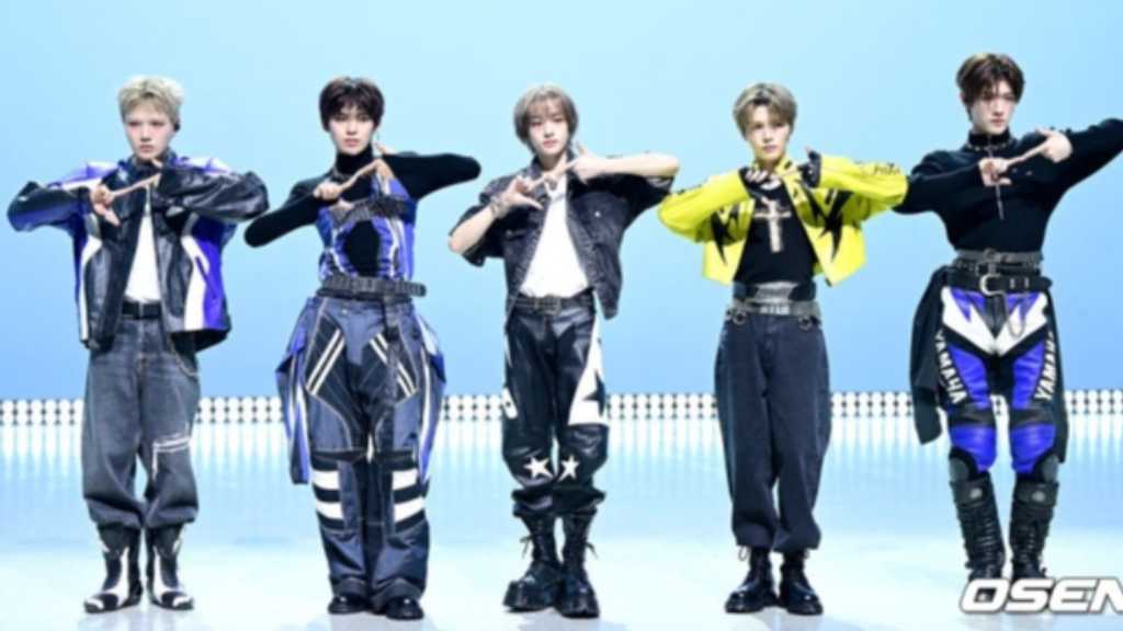 【PHOTO】新人ボーイズグループAM8IC、1st EP「LUKOIE」デビューショーケースを開催