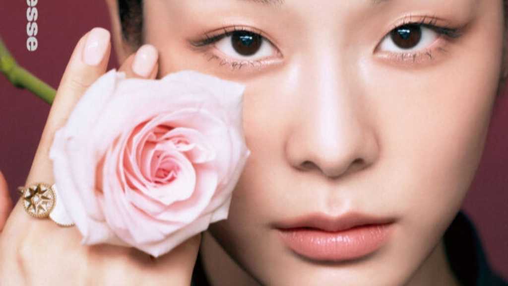 キム・ヨナ、エレガントな魅力をアピール「優雅さは内面が満たされてこそ自然に表れる」