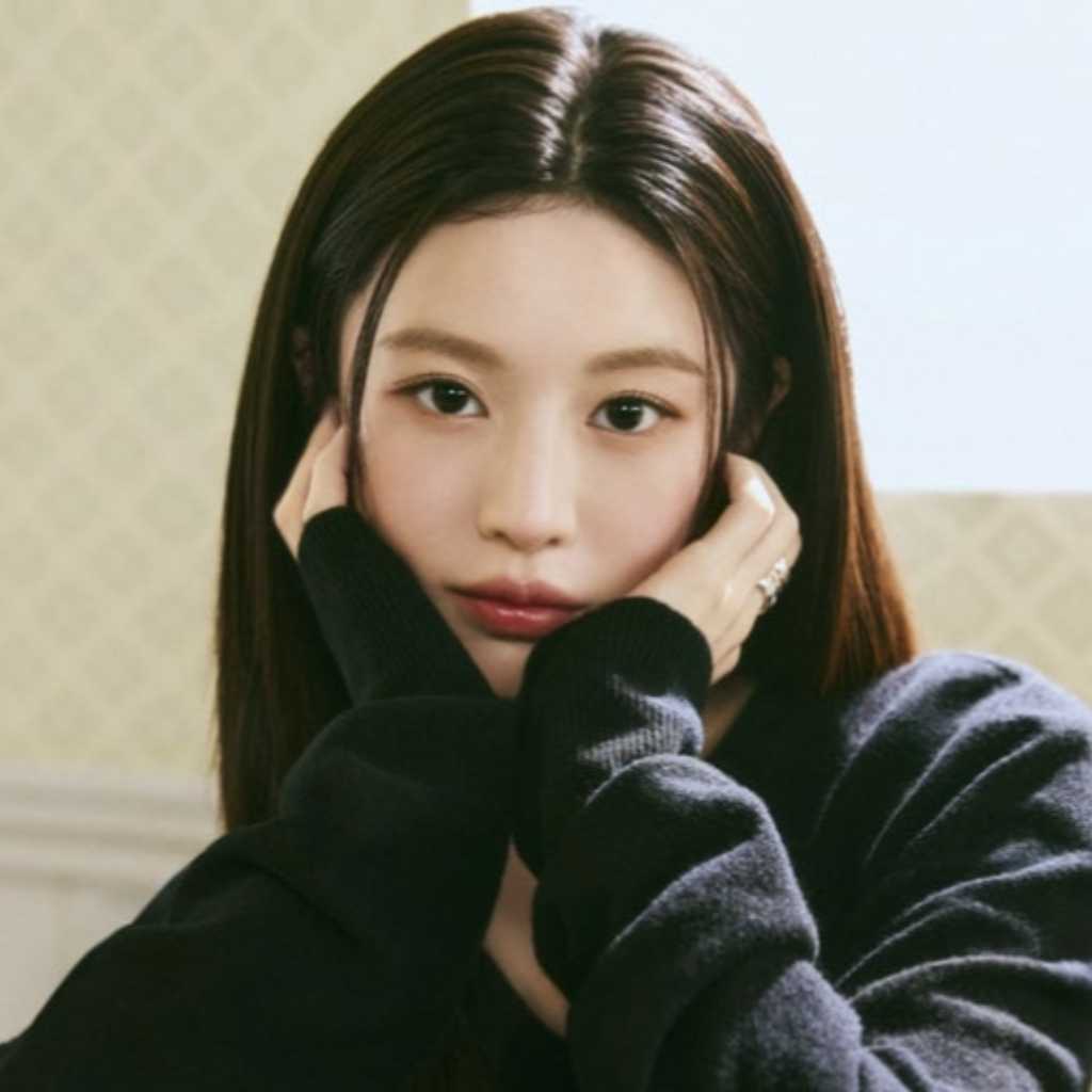 「恋の通訳、できますか？」コ・ユンジョン“BLACKPINKやIVEの動画を見て研究も”