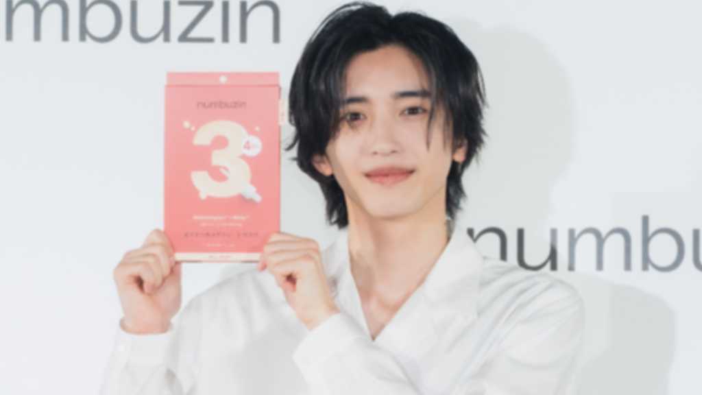 なにわ男子 道枝駿佑、巨大ゼンガに大苦戦！？「ナンバーズイン」新TVCM発表会に登場