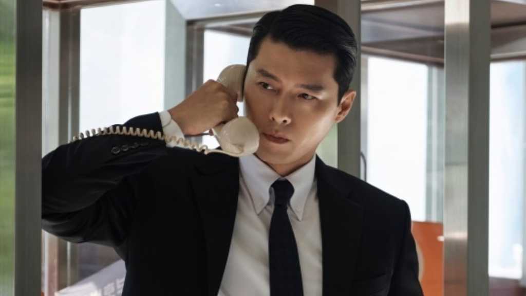 ヒョンビンの日本語演技に感服！日韓を舞台に“渋イケメン”2人が騙し合い！？『メイド・イン・コリア』独占配信中