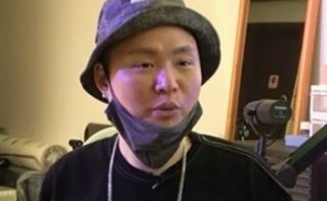 “事故で全身麻痺”ラッパーKK、当時の心境を明かす「SNSに助けを求めるほど…余裕がなかった」（動画あり）