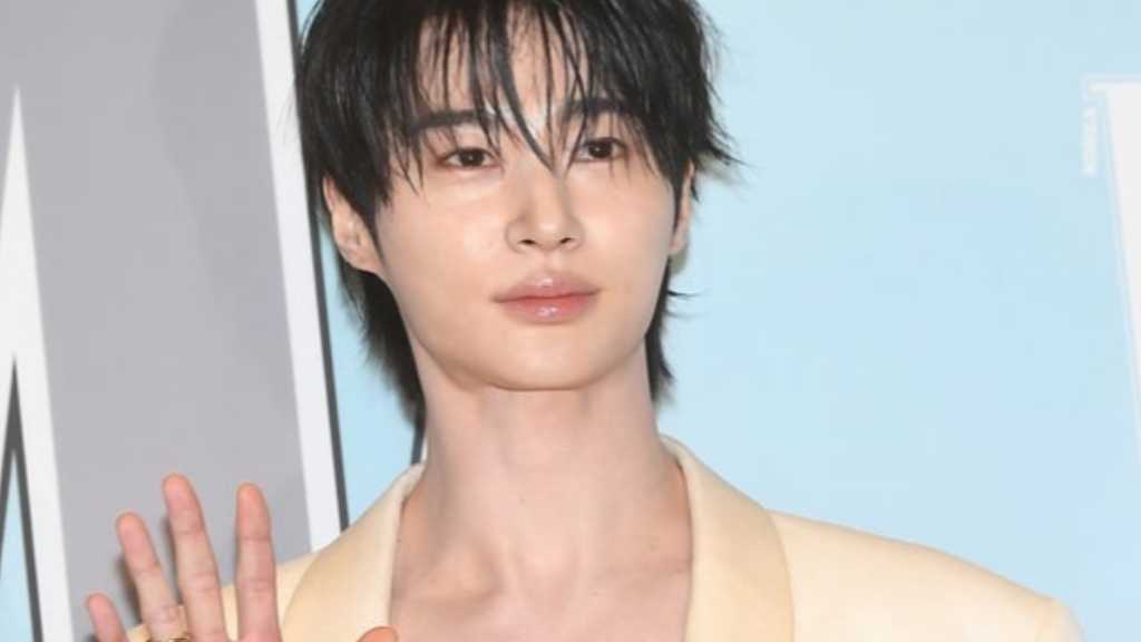 ビョン・ウソク、親友チュ・ウジェと共演へ！人気バラエティ番組「遊ぶなら何する？」に出演決定