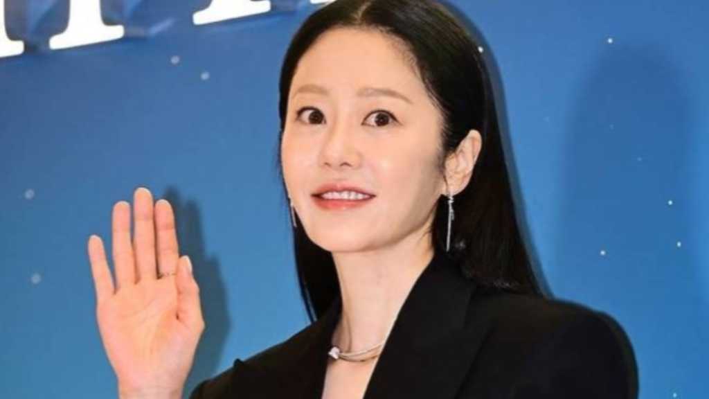 コ・ヒョンジョン、手術後の近況を報告「風邪を引いて家で過ごした」