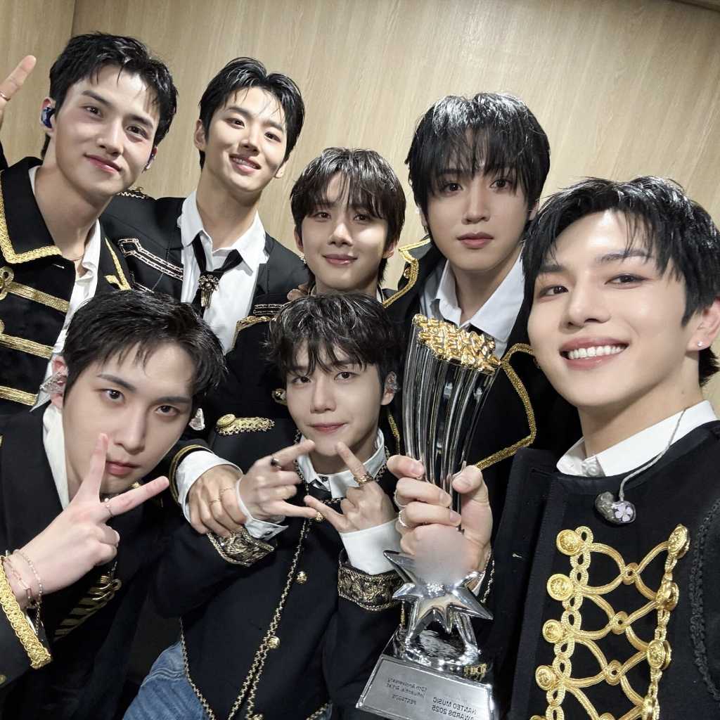 PENTAGON、デビュー10周年記念ステージを披露…ファンへ感謝「これからも一生歌い続ける」