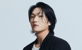 キム・ピル、個人事務所「ピエロレコード」を設立…プロフィール写真も公開