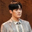 ミュージカル俳優ヤン・ジウォン、8年交際した恋人と…5月20日の結婚を発表
