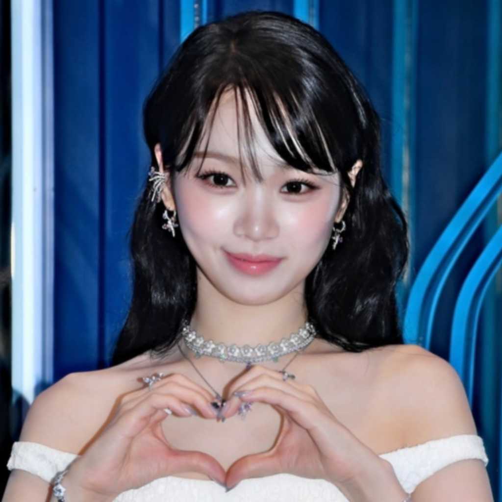 【PHOTO】LE SSERAFIM キム・チェウォン＆ZEROBASEONE ソン・ハンビン「スワロフスキー」のイベントに出席