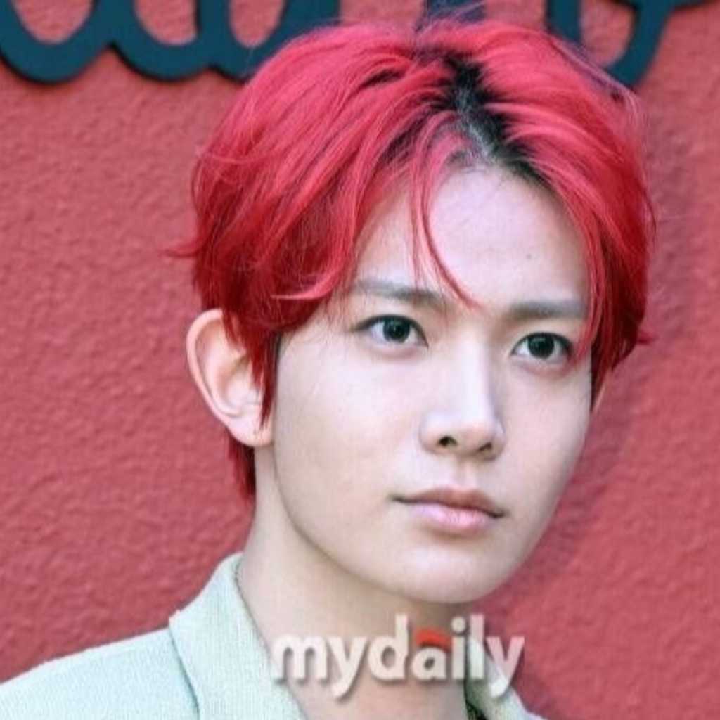 ENHYPEN脱退から約2週間…ヒスン、ファンイベントで心境を告白「申し訳ない気持ちも」