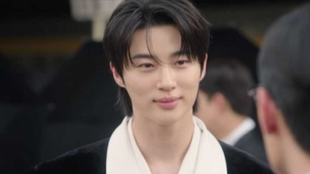 「21世紀の大君夫人」ビョン・ウソク、ノ・サンヒョンに嫉妬心を抱く【ネタバレあり】