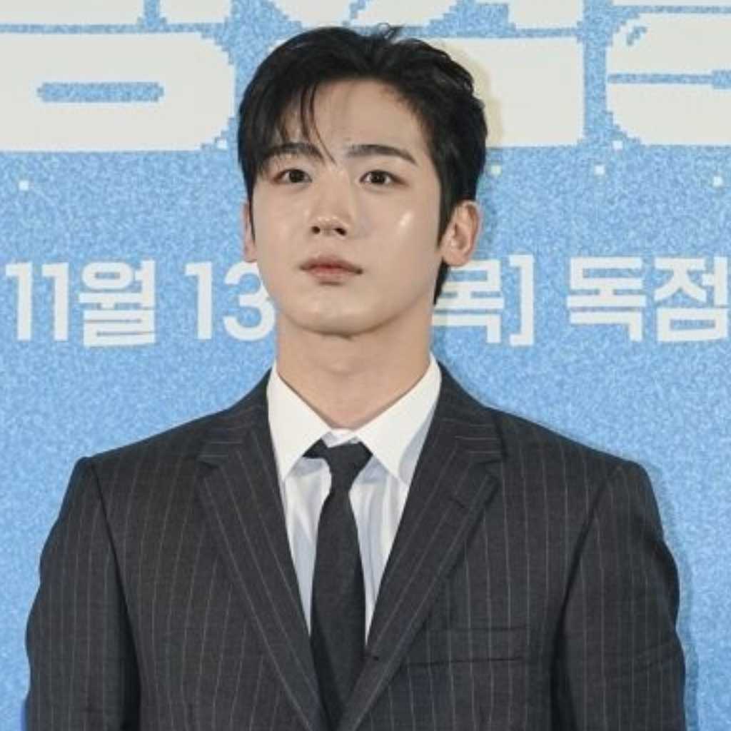 WEi キム・ヨハン、新ドラマ「第4次恋愛革命 ～出会いはエラー：恋はアップデート～」で演じるキャラクターとのシンクロ率は？