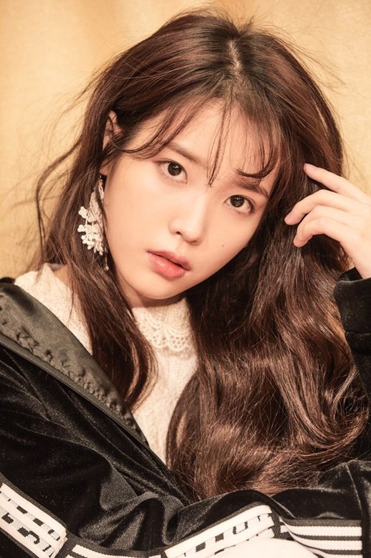 Iu 現所属事務所と再契約を締結 デビュー以来10年の義理を果たす Kstyle