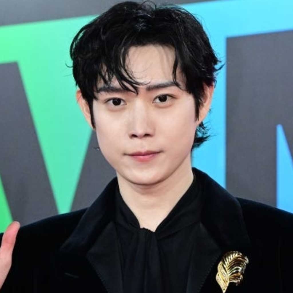 キム・ヨンデ、4月に軍隊へ…満30歳で国防の義務果たす