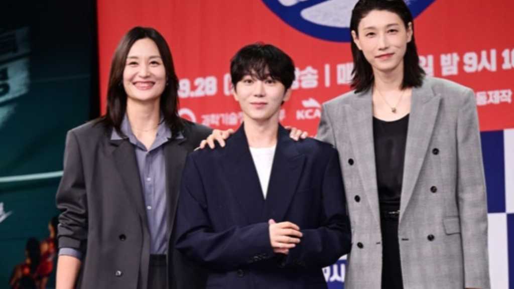 【PHOTO】SEVENTEEN スングァン＆ピョ・スンジュら、新バラエティ「新人監督キム・ヨンギョン」制作発表会に出席
