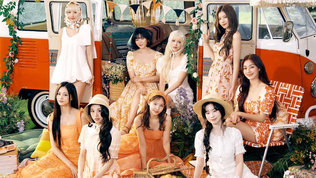 TWICE、5thベストアルバム「#TWICE5」本日リリース！ヒット曲の日本語バージョンも収録