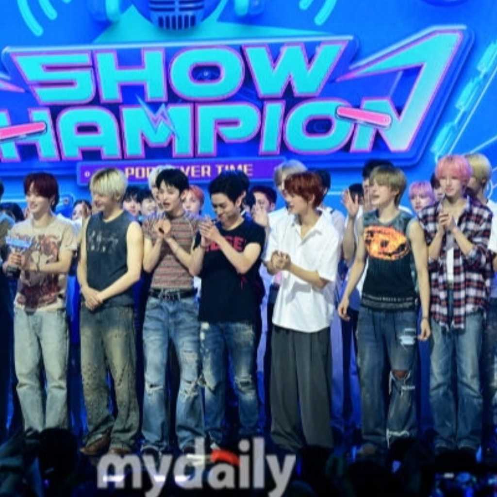 【PHOTO】idntt、7/22放送の「SHOW CHAMPION」で1位を獲得!