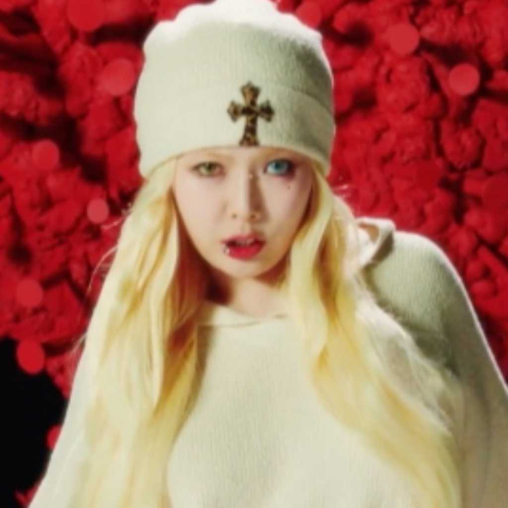 キム・ヒョナ、新曲「Mrs․ Nail」MV公開…大胆なスタイリングを披露