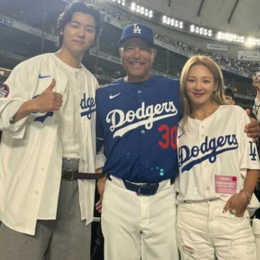 少女時代 ヒョヨン＆CNBLUE カン・ミンヒョク、デーブ・ロバーツ監督と記念ショット！