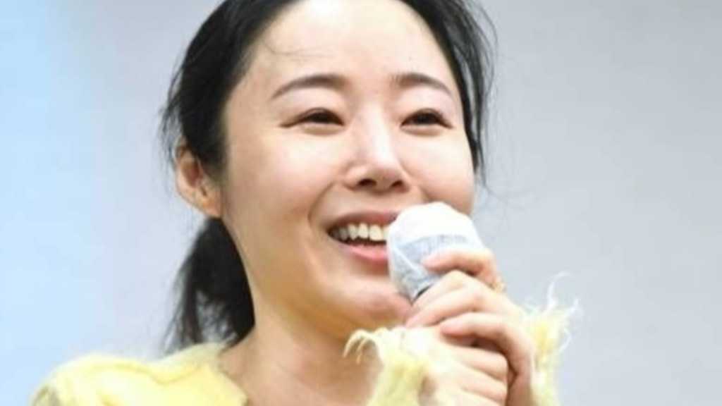 ミン・ヒジン、HYBEの質問に「知らない」一点張り…280億ウォン規模のプット・オプション攻防が激化