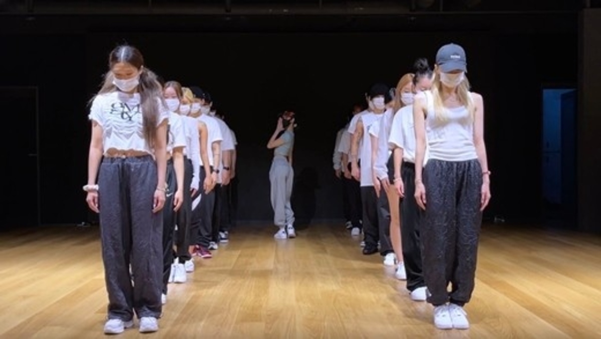 Blackpink リサ ソロデビュー曲 Lalisa ダンス映像を公開 キレのあるパフォーマンス Kstyle