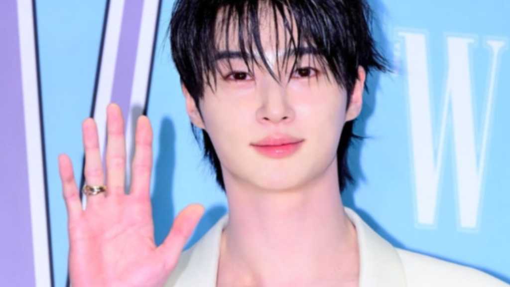 ビョン・ウソクのファン、誕生日を記念してミニシアターに座席を寄付「共にインディーズ映画を応援したい」