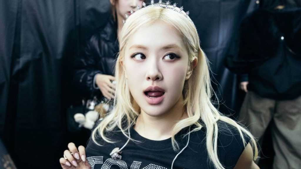 BLACKPINK ロゼ、東京公演のステージ衣装はLevi's（R）が制作！洗練されたスタイリングの数々