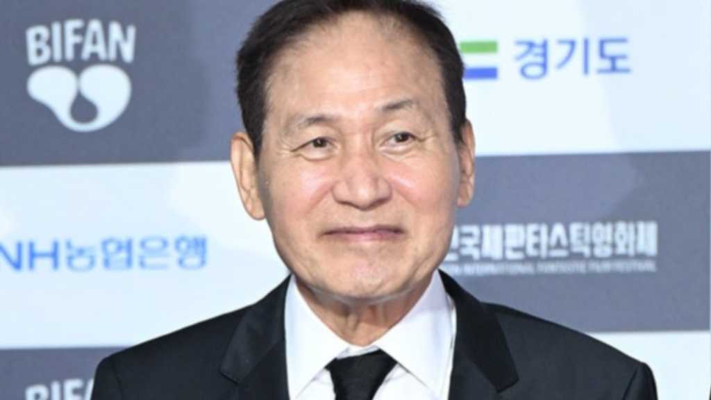 “心停止で救急搬送”アン・ソンギ、心拍再開も意識戻らず…集中治療室で誕生日迎える