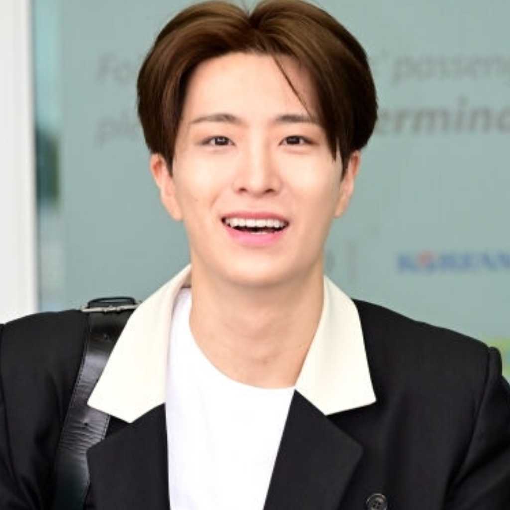【PHOTO】GOT7 ヨンジェ、海外スケジュールのためイタリアへ出国