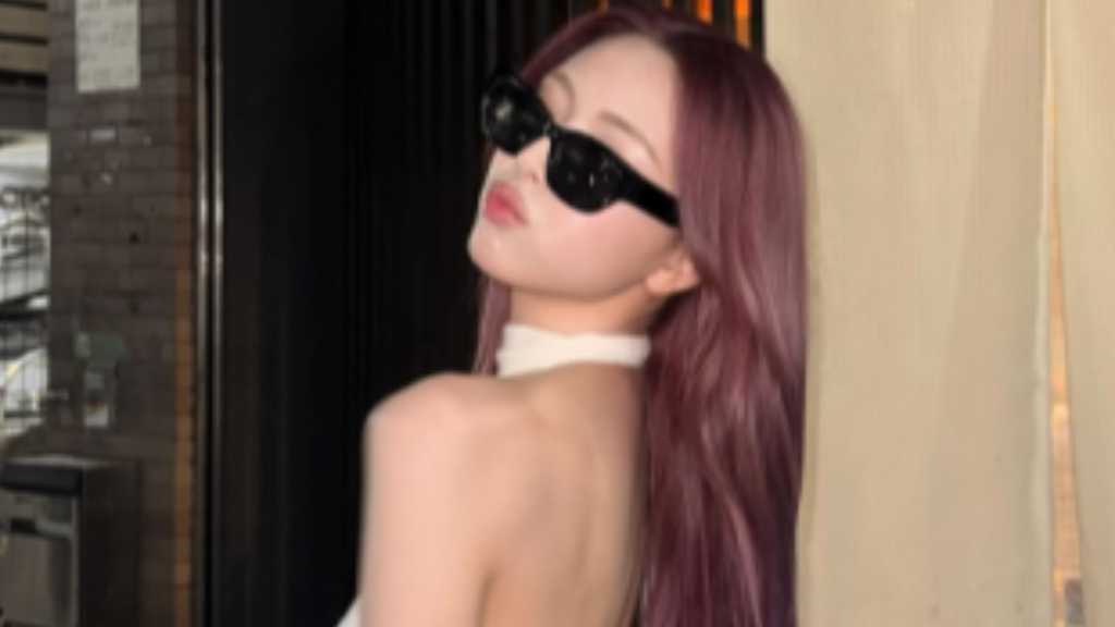 ITZY ユナ、日本を満喫中！？女神のようなビジュアルに視線釘付け