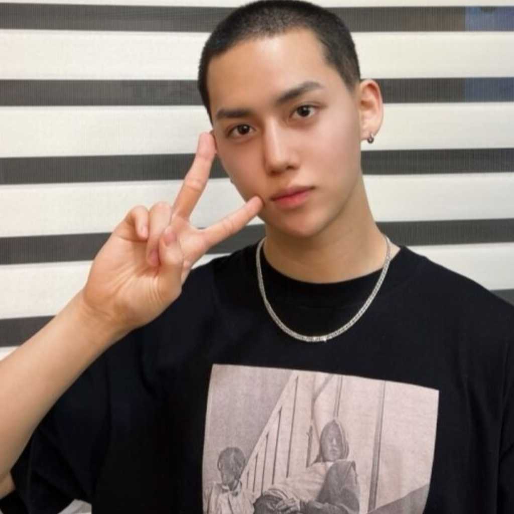 DRIPPIN ファン・ユンソン、本日（3/24）軍隊へ…坊主頭を公開