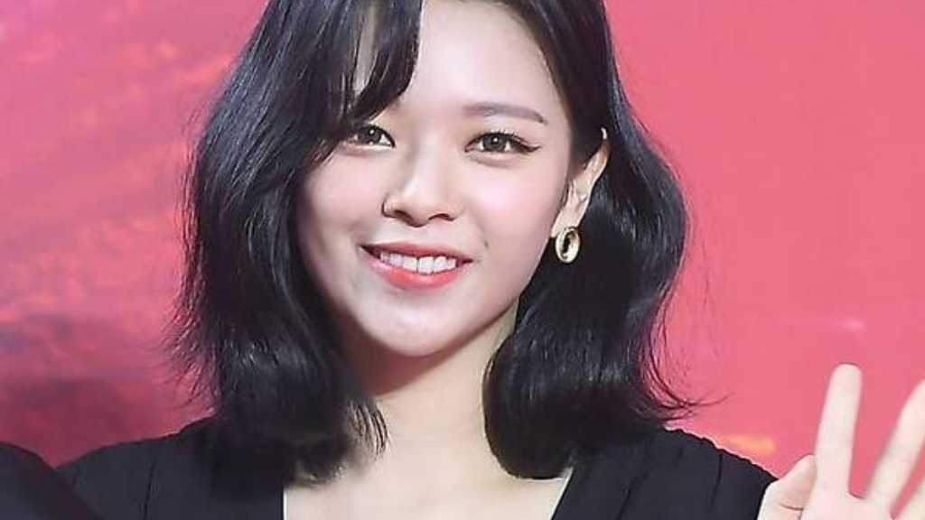 TWICE ジョンヨン、VAROエンターテインメントと専属契約を締結…実姉コン・スンヨンと同じ事務所（公式）