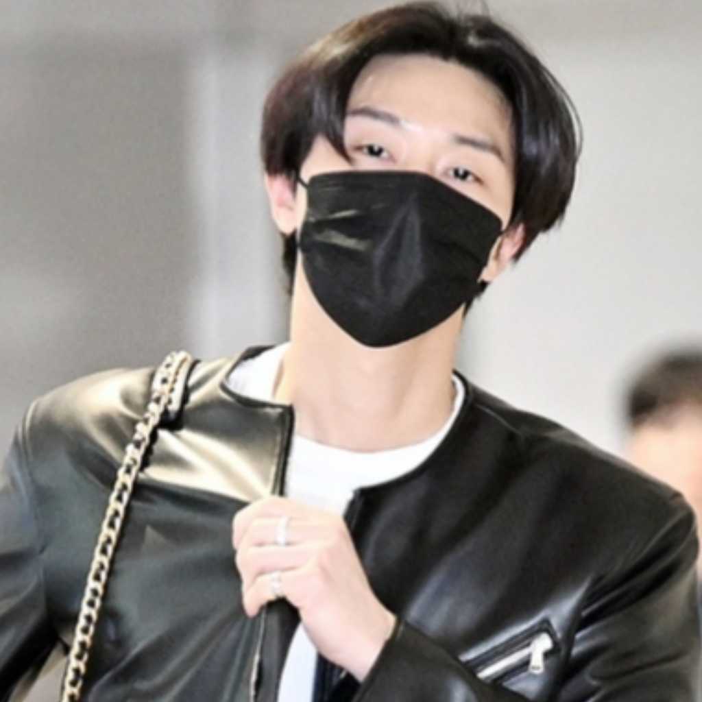 【PHOTO】パク・ソジュン、ファッションショーを終えて韓国に到着（動画あり）