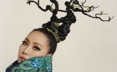 元2ne1のcl 頭が盆栽に グラビアで披露した奇抜すぎるヘアスタイルが話題 Kstyle
