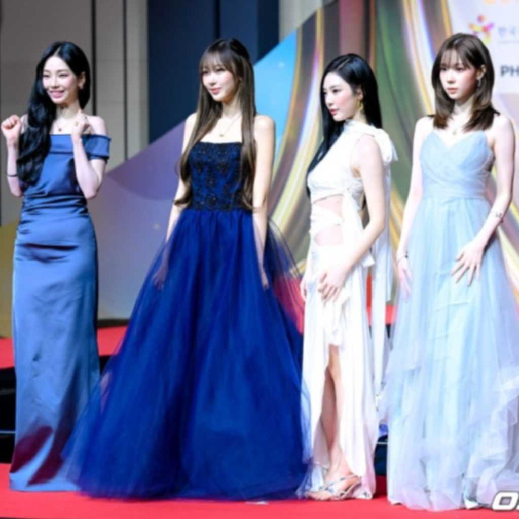 【PHOTO】aespa「2025 SBS歌謡大典」レッドカーペットに登場