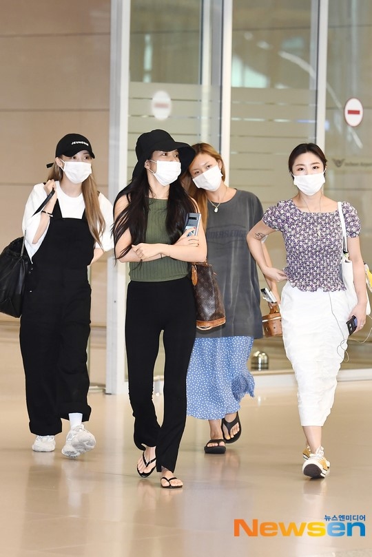 Photo Mamamoo 日本コンサートを終えて帰国 リラックスした雰囲気 動画あり Kstyle
