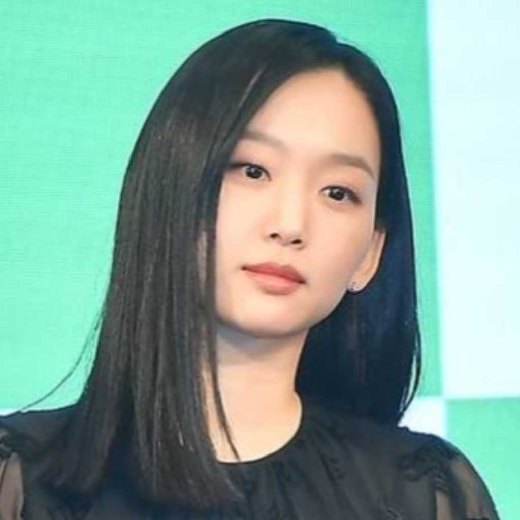 チン・ギジュ、新ドラマ「鉄槌教師」への出演を検討中…キム・ムヨルと共演なるか