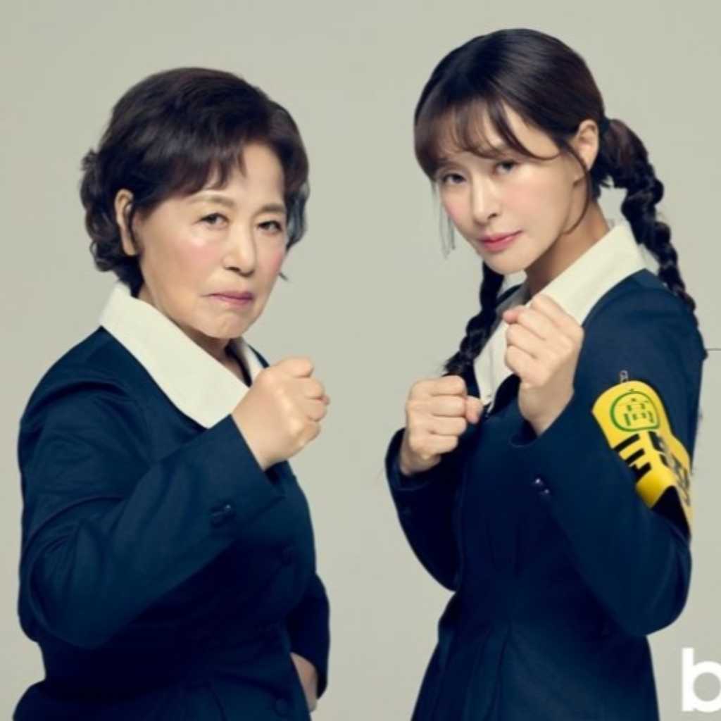 イェ・ジウォン、90歳の母親オ・スンヒと制服グラビアに挑戦!“童顔親子”と話題に