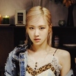 BLACKPINK ロゼ、サブタイトル曲「GONE」MVポスターを公開…儚げな雰囲気に注目（映像あり）