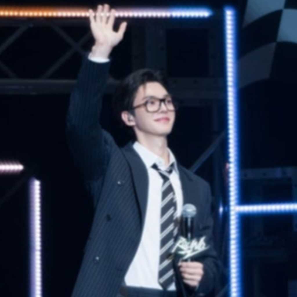 ソン・ガン、除隊後初の日本ファンミで約1万3000人を魅了！J-POPカバーのサプライズ披露も「本当に幸せだった」